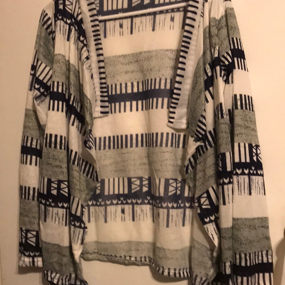 💥5/$20💥 Drape Front Cardigan